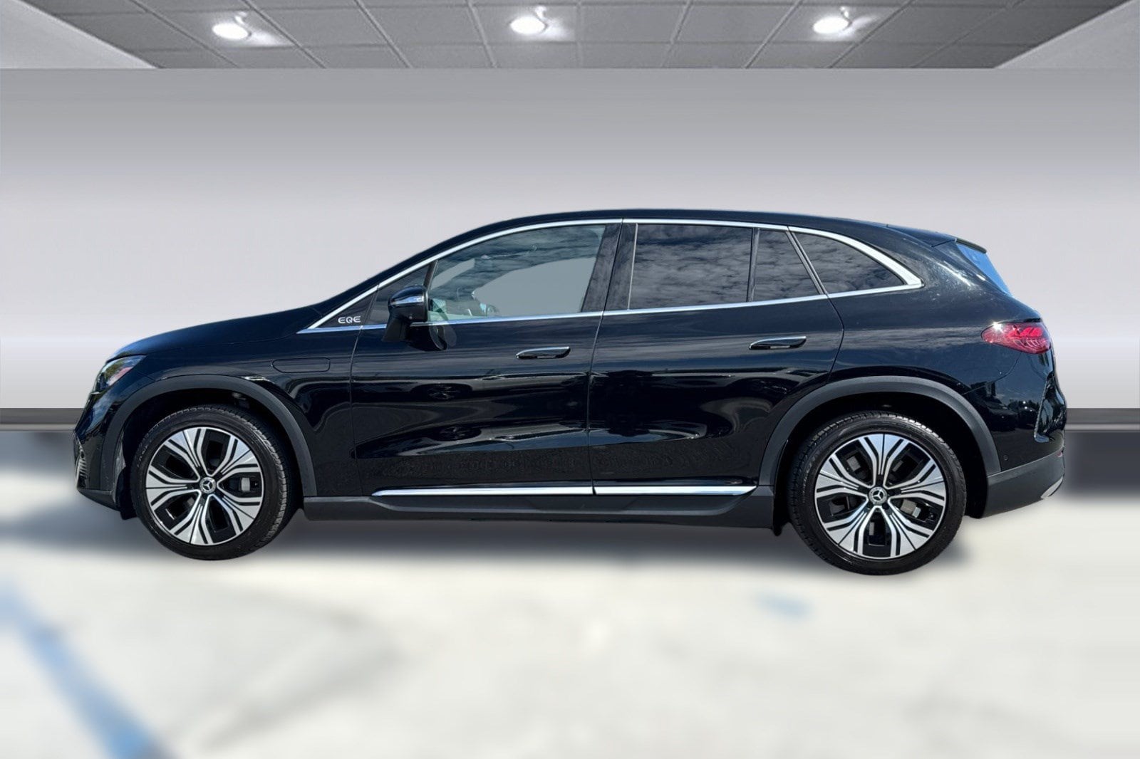 EQE 350 SUV