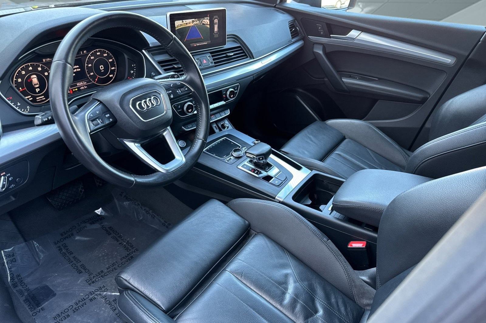 2020 Audi Q5 45 photo 3