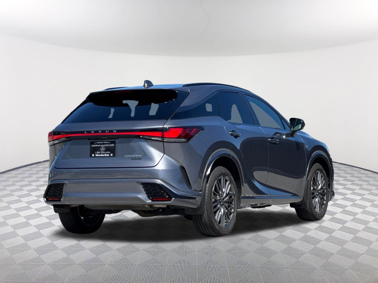 2023 Lexus RX 500h F SPORT Performance photo 3