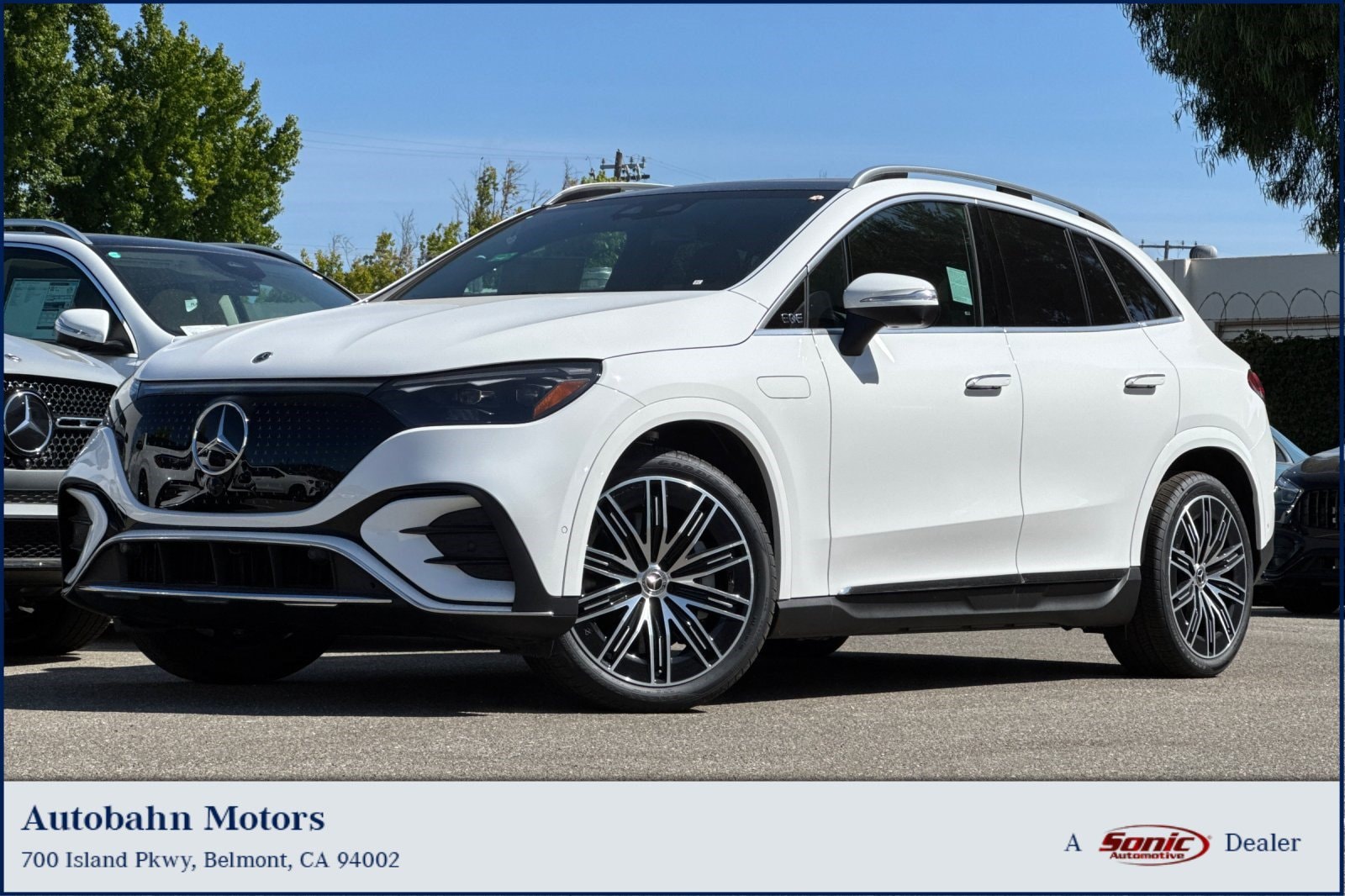 2026 Mercedes-Benz EQE SUV EQE 320 4MATIC's photo