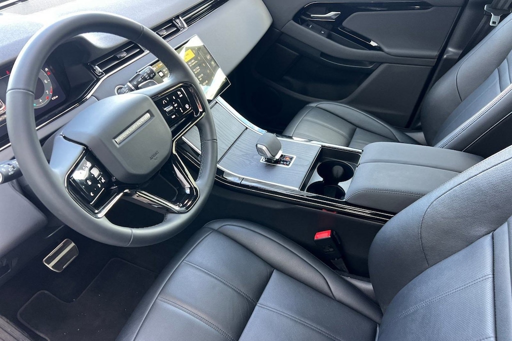 Used 2024 Land Rover Range Rover Evoque Dynamic SE SUV