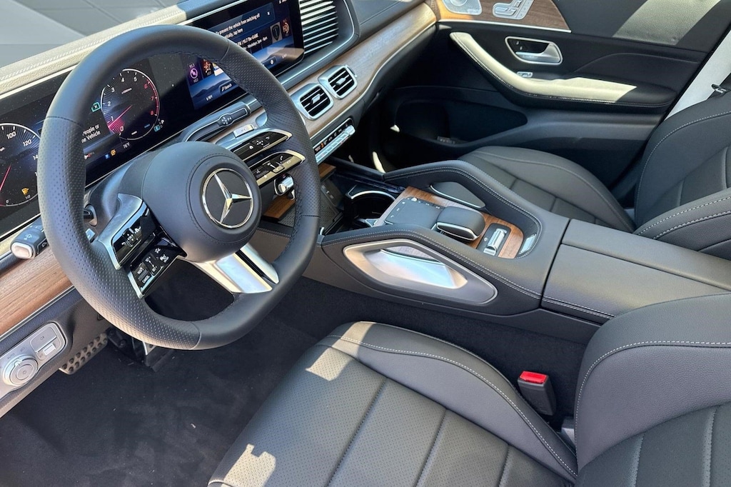 New 2026 Mercedes-Benz GLS 450 4MATIC SUV