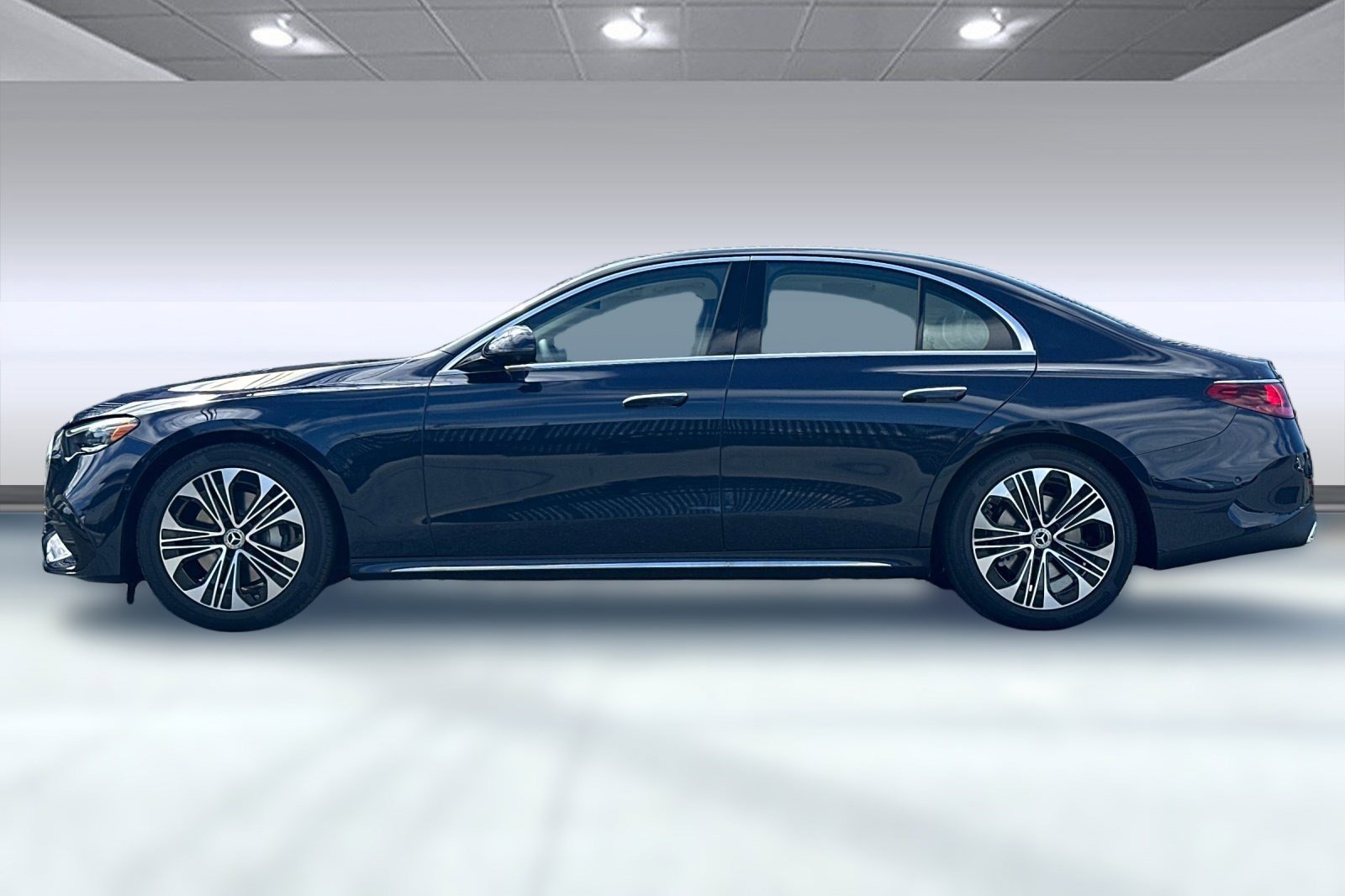 2026 Mercedes Benz E photo 2