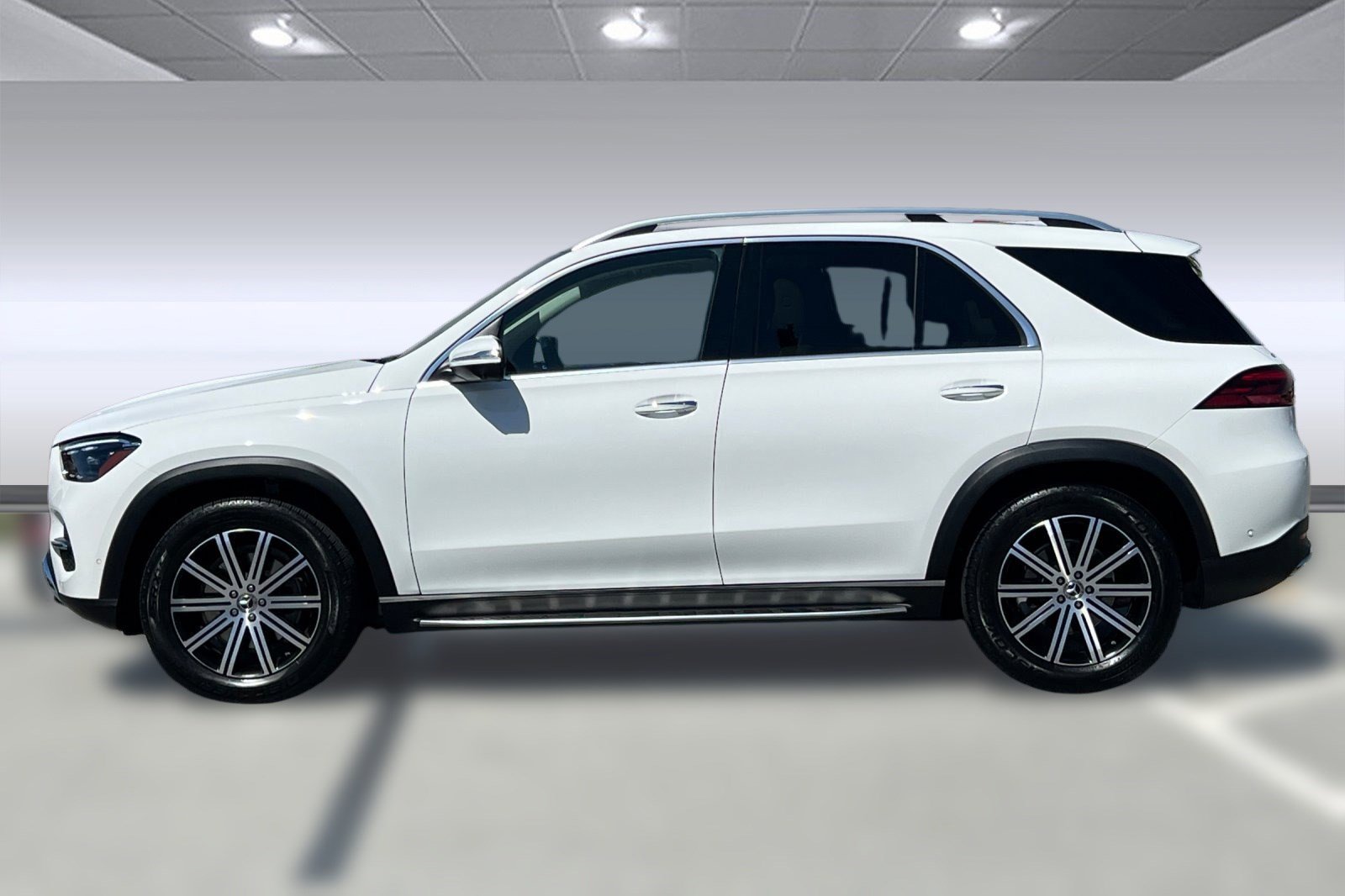 2024 Mercedes Benz GLE 350 4MATIC photo 2