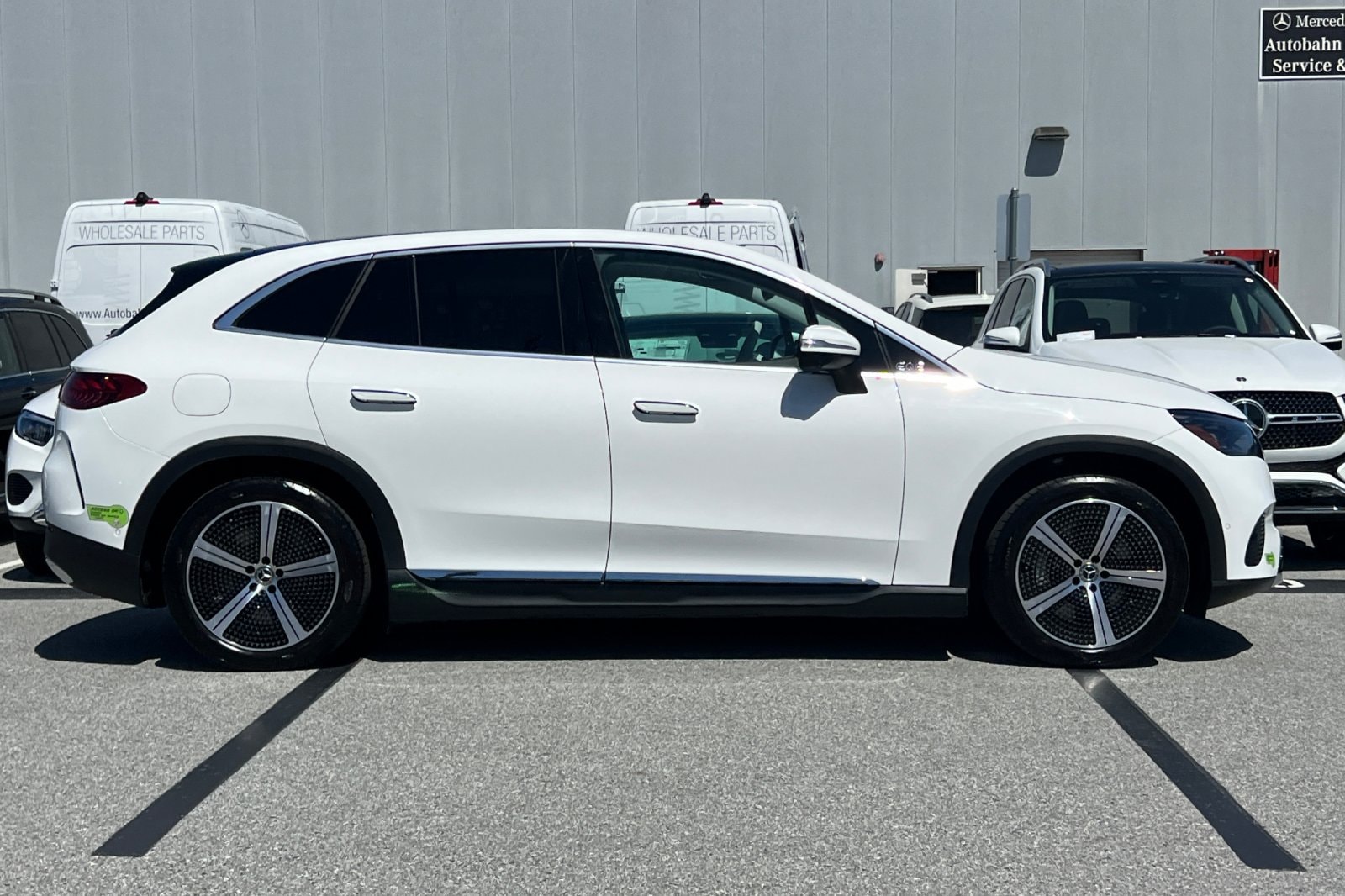 EQE 350 SUV