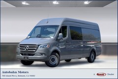2025 Mercedes-Benz Sprinter 2500 High Roof 4-Cyl Diesel HO Van Crew Van