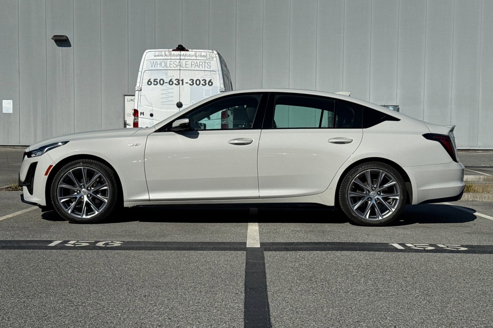 2021 Cadillac CT5 V photo 2