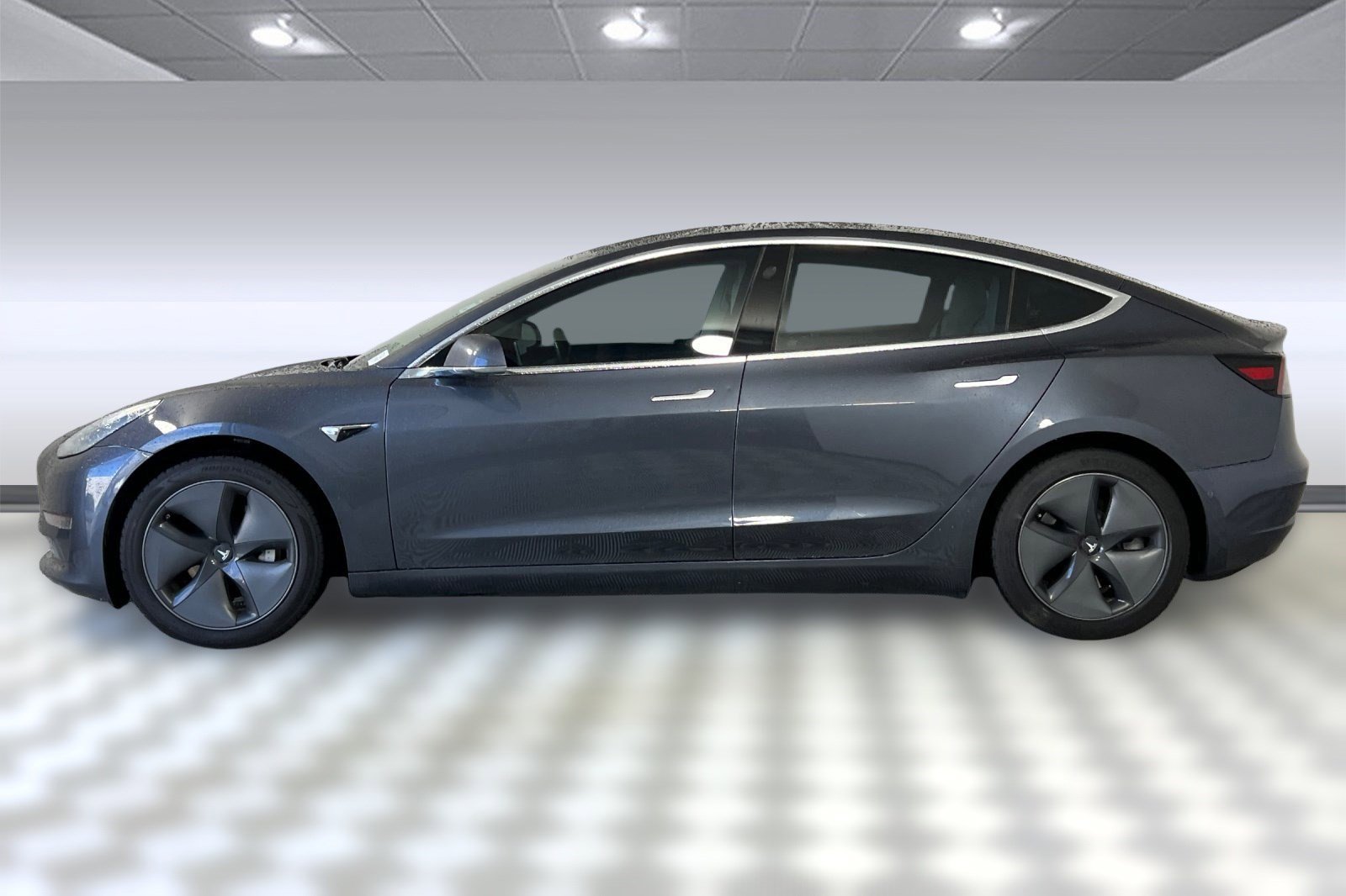 2020 Tesla Model 3 Long Range photo 2