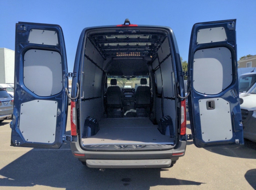 New 2025 Mercedes-Benz Sprinter 2500 Standard Roof 4-Cyl Diesel HO Van Cargo Van