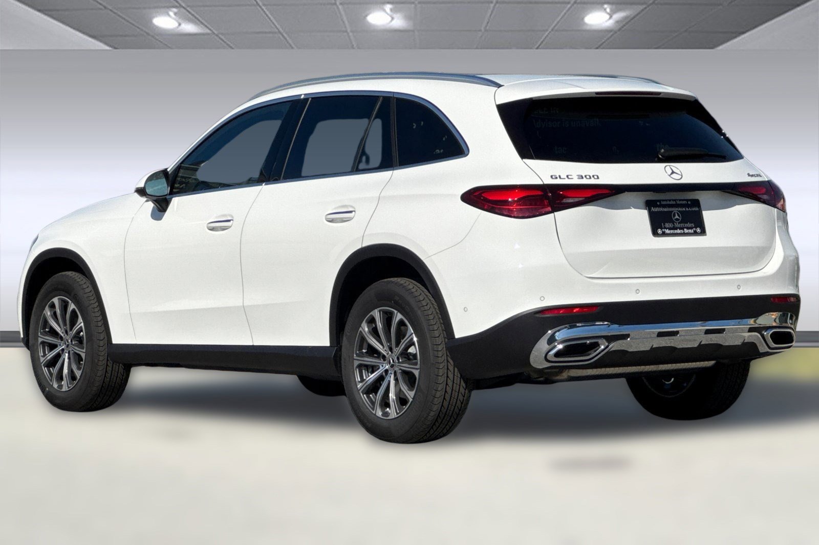 2026 Mercedes Benz GLC 300 4MATIC photo 3