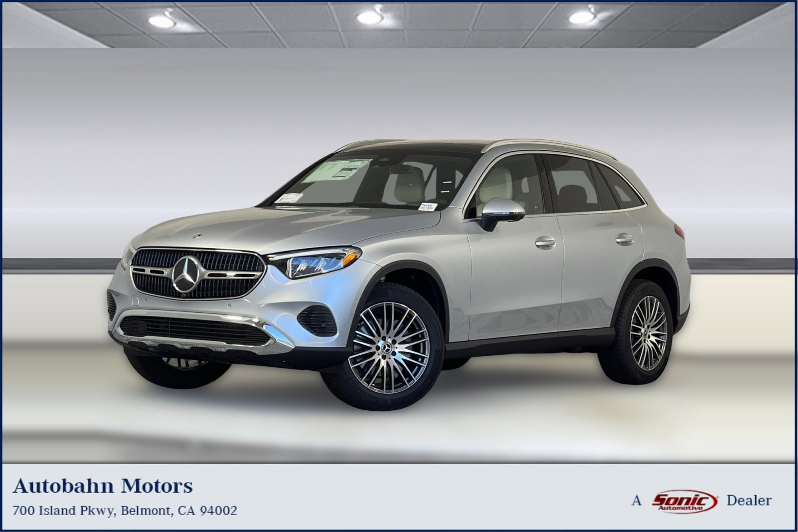 2026 Mercedes-Benz GLC Base's photo