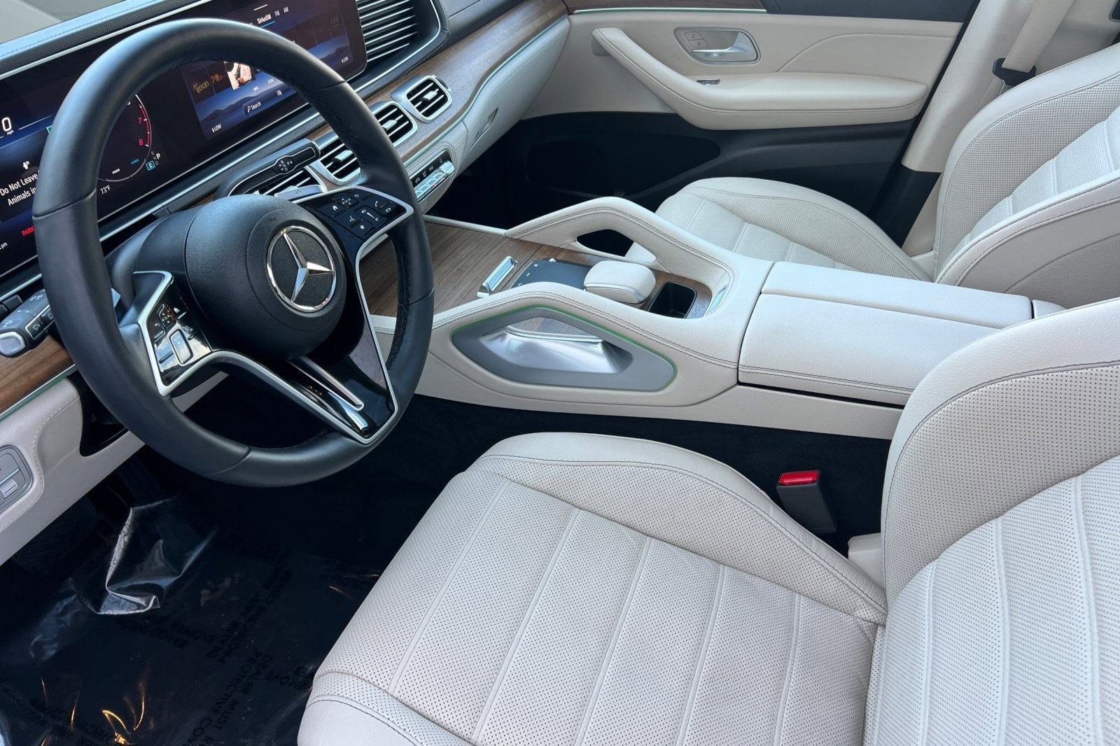 2024 Mercedes Benz GLE 350 4MATIC photo 4