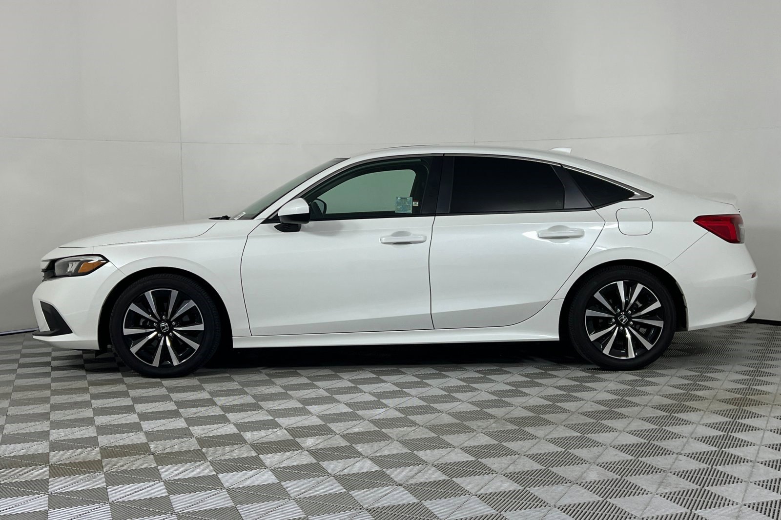 2024 Honda Civic EX photo 2