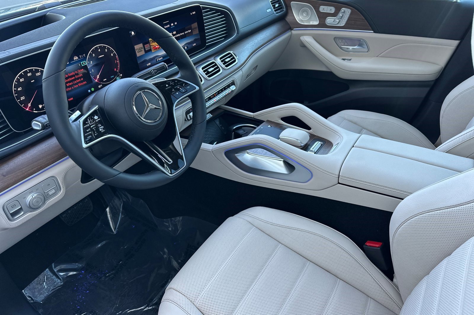 2026 Mercedes Benz GLE 450 4MATIC photo 2