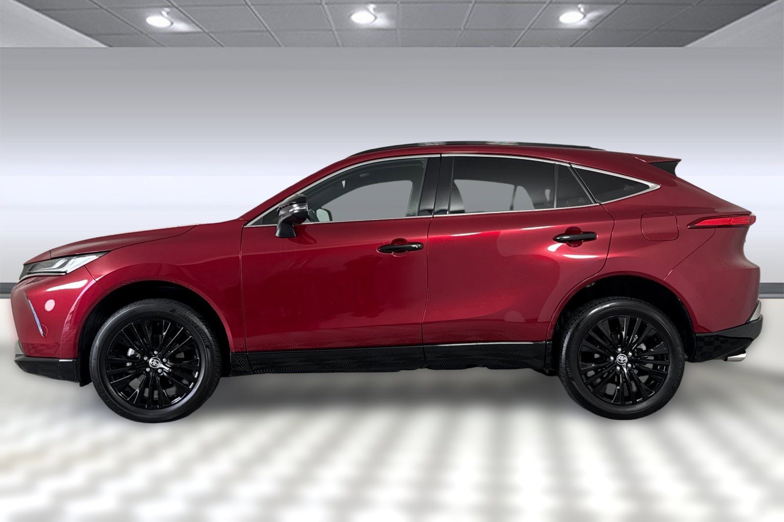 2023 Toyota Venza photo 2