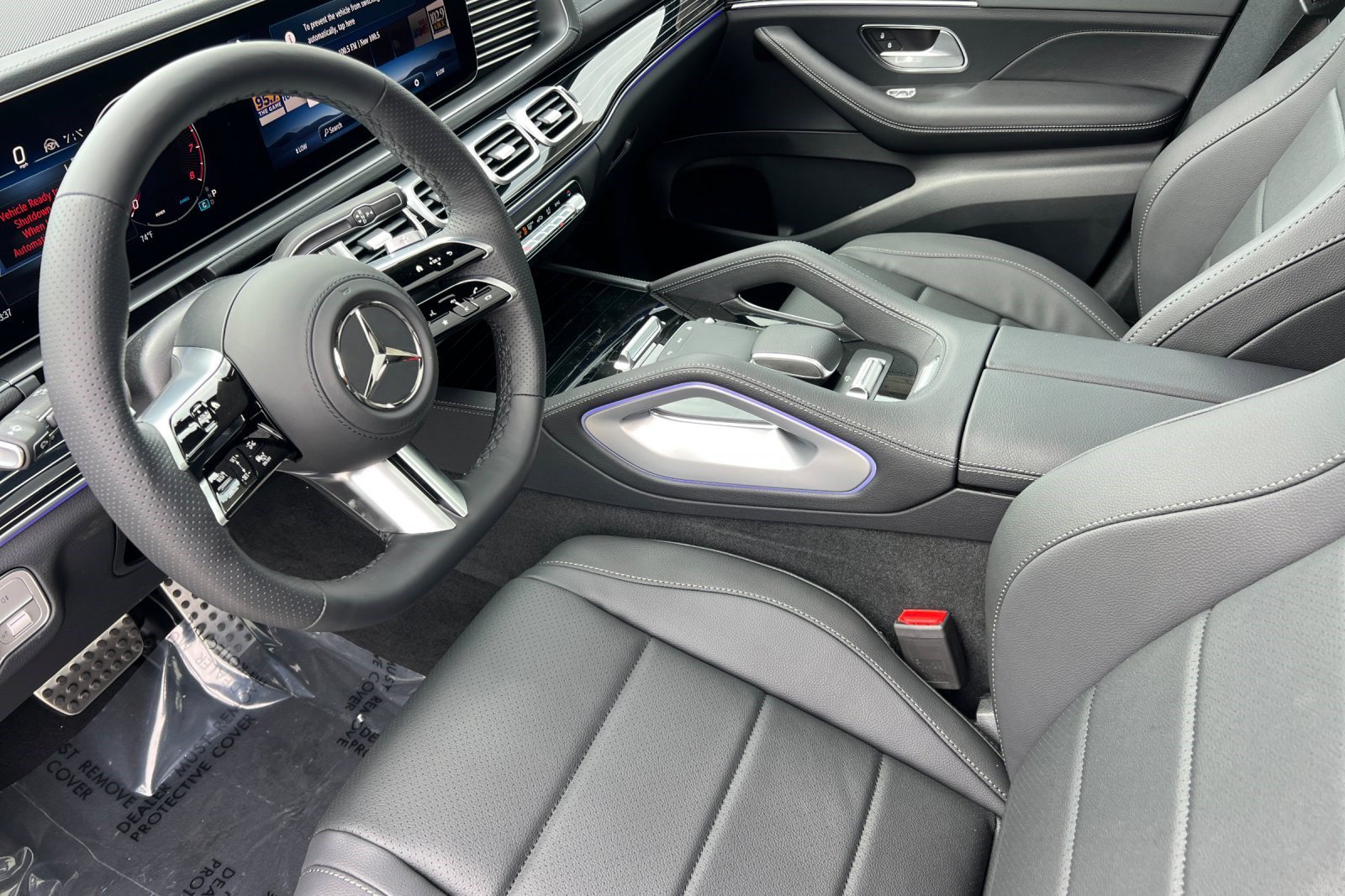2026 Mercedes Benz GLS 450 4MATIC photo 3