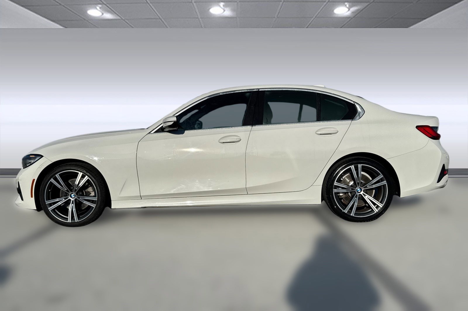 2020 Bmw 330i Sedan photo 2