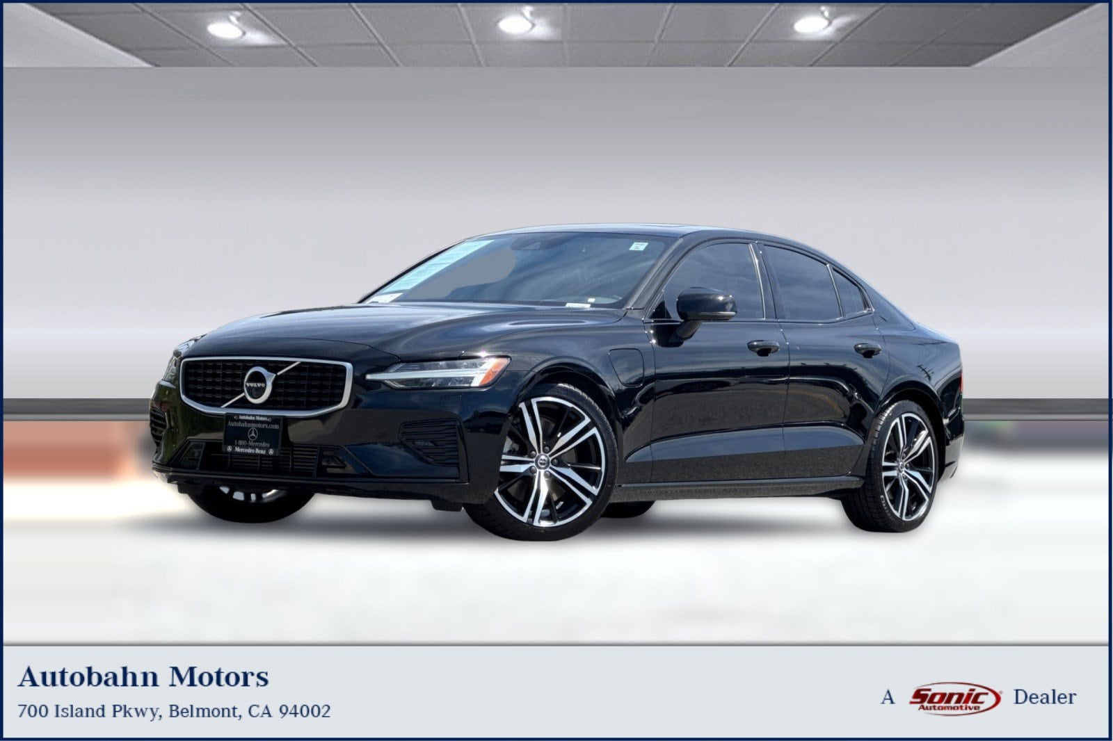2019 Volvo S60 Hybrid T8 R-Design Sedan