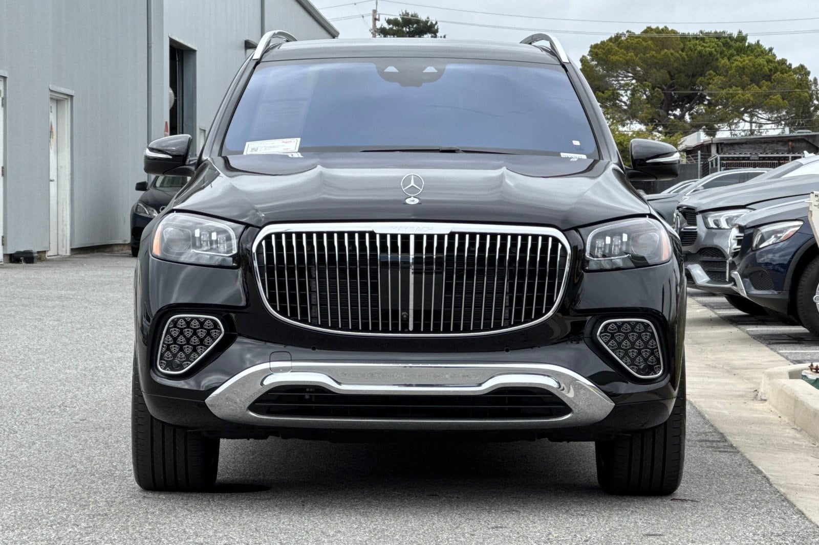 2025 Mercedes-Benz Maybach GLS 600 4MATIC SUV