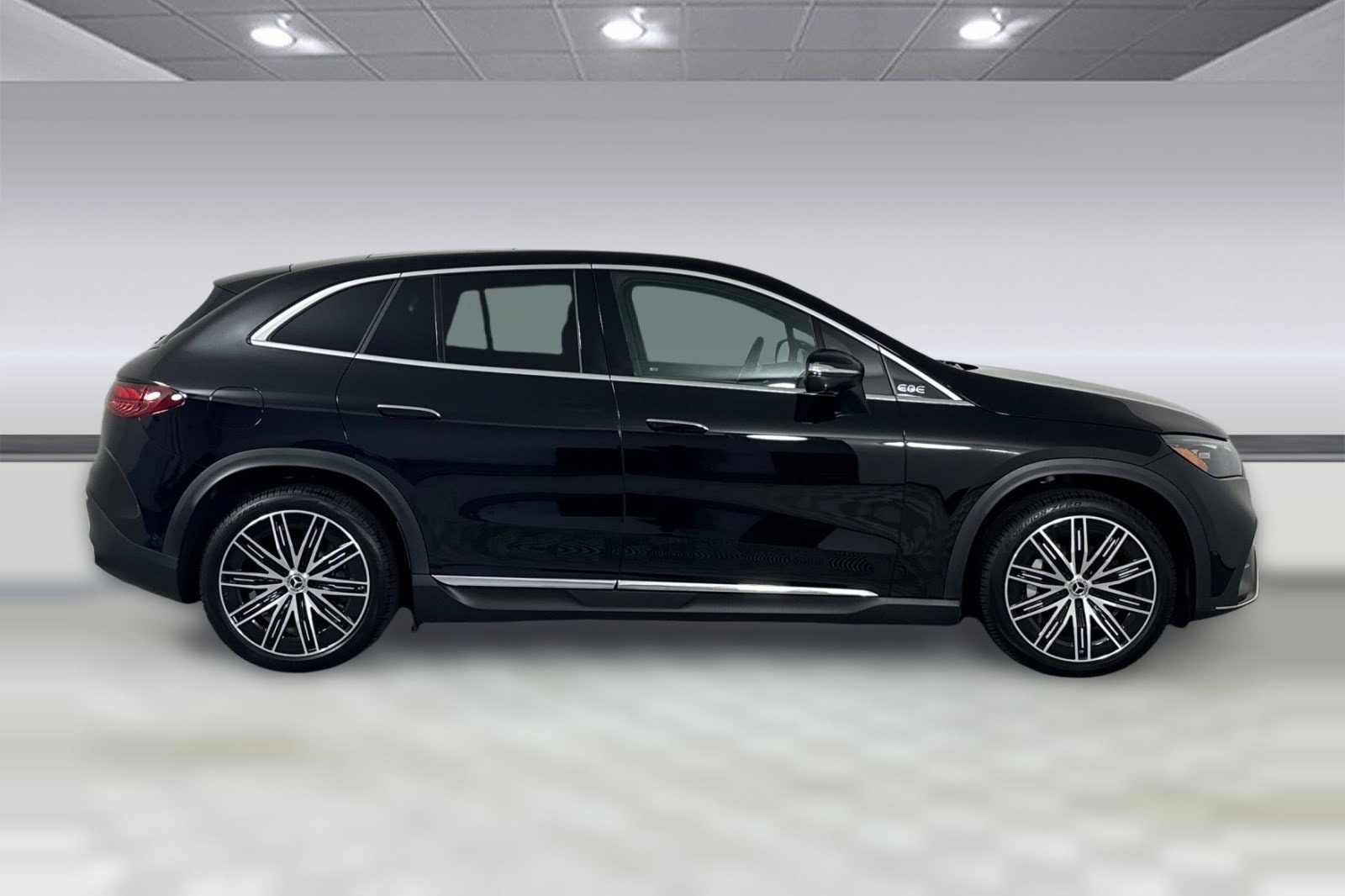 2024 Mercedes-Benz EQE SUV Base - Photo 8