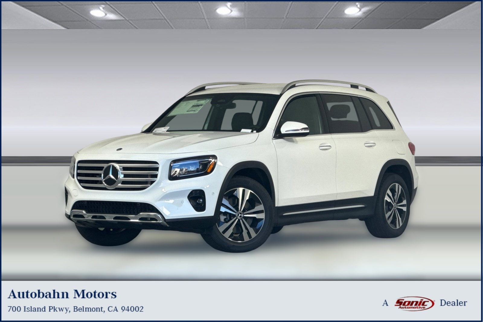 2025 Mercedes-Benz GLB Base's photo