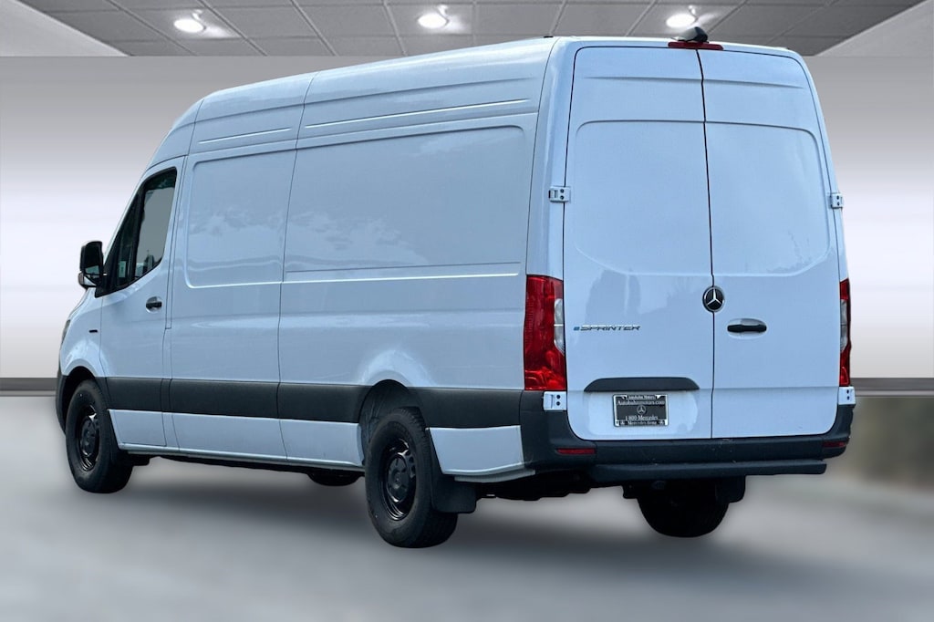 New 2024 Mercedes-Benz eSprinter 2500 High Roof HO Van Cargo Van