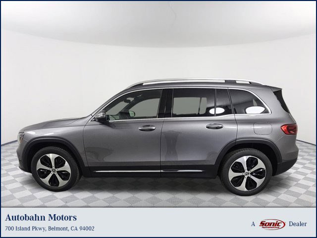 2025 Mercedes-Benz GLB Base's photo