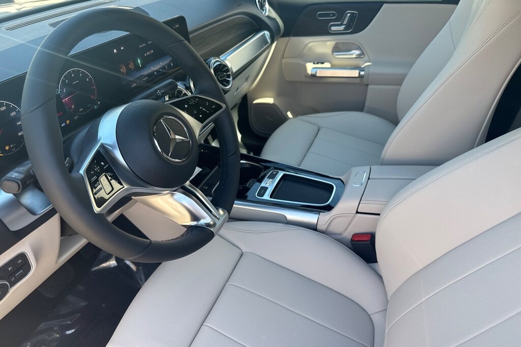 New 2026 Mercedes-Benz GLB 250 4MATIC SUV