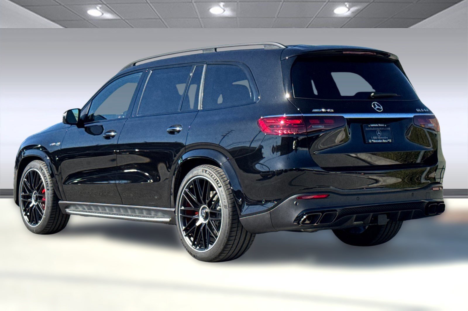 2026 Mercedes Benz GLS AMG 63 4MATIC photo 3