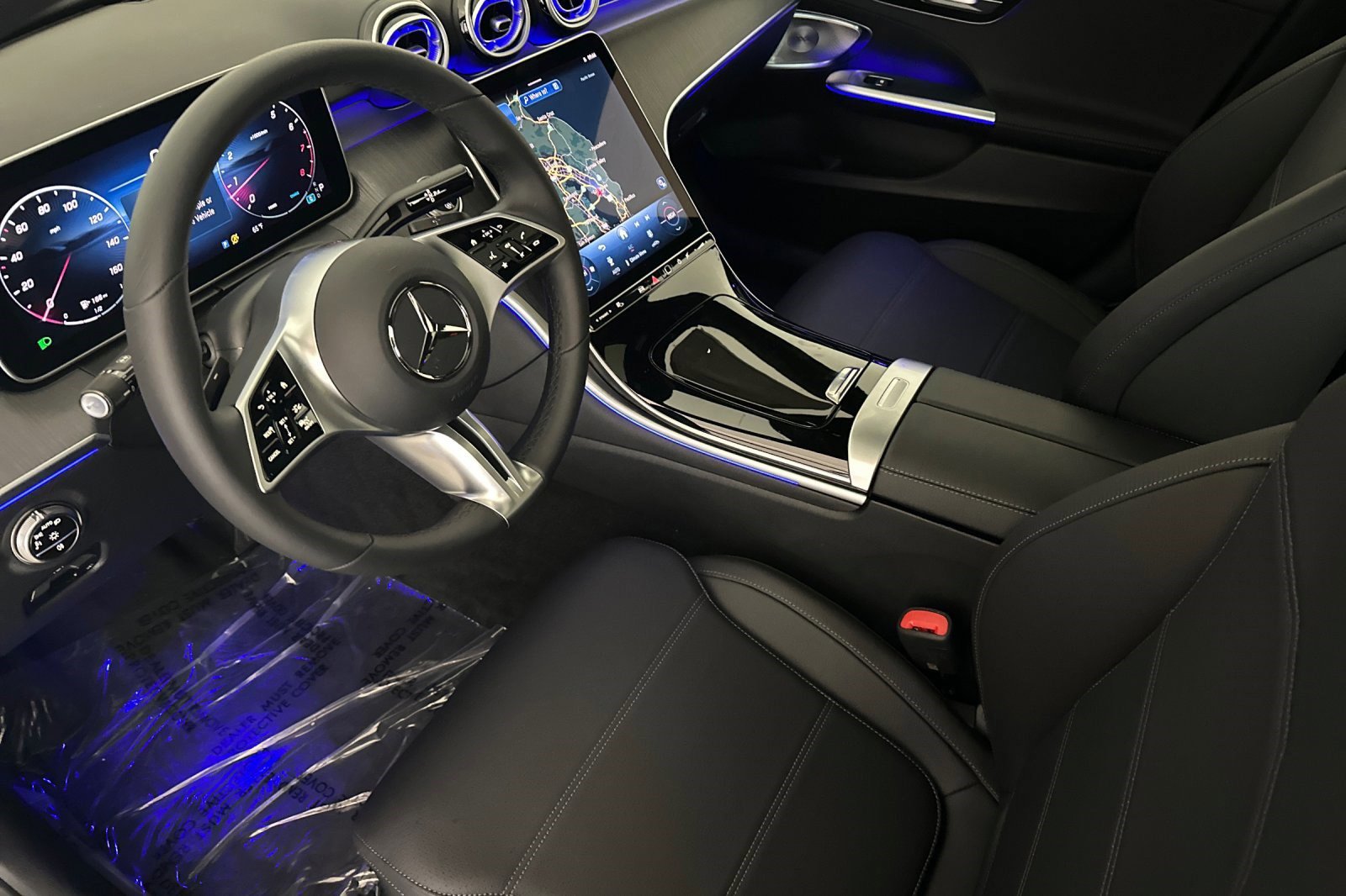 2025 Mercedes Benz C 300 Sedan photo 4