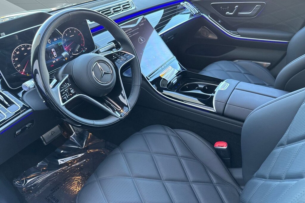 New 2026 Mercedes-Benz Maybach S 680 4MATIC Sedan