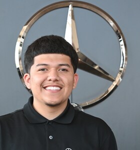 Staff member Joan Dominguez from ID_11f122