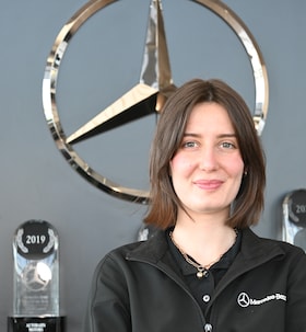 Staff member Angelina Fedorenko from ID_11f122