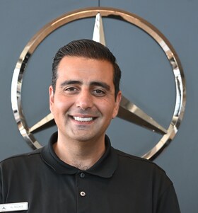 Staff member Al Rezaee from ID_11f122