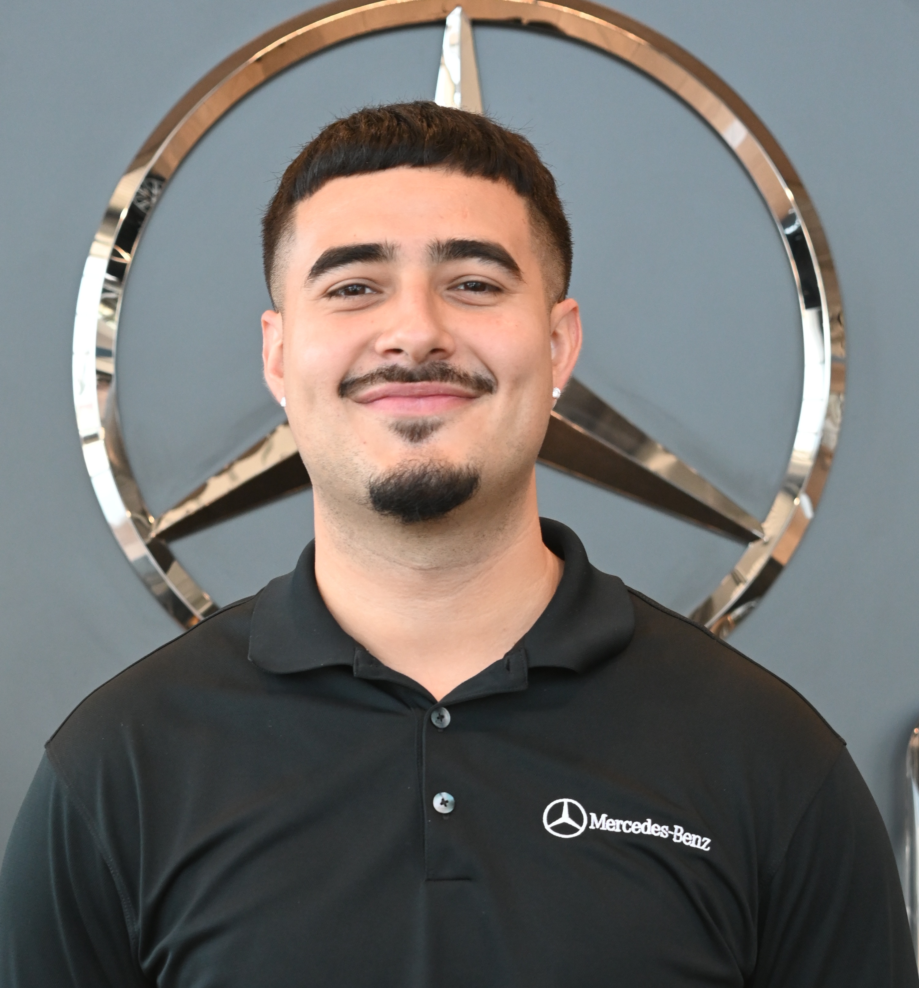 Staff member Isaac Unsworth from ID_11f122