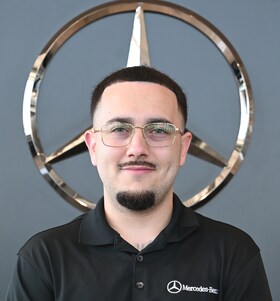 Staff member Jorge MaCay from ID_11f122