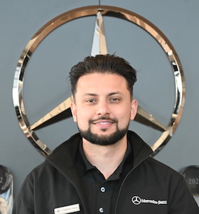 Staff member Uniss Tameem from ID_11f122