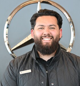 Staff member Santiago Flores from ID_c5cf61a0de30