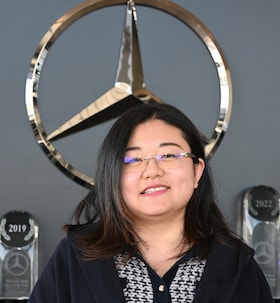 Staff member Michelle Gu from ID_c5cf61a0de30