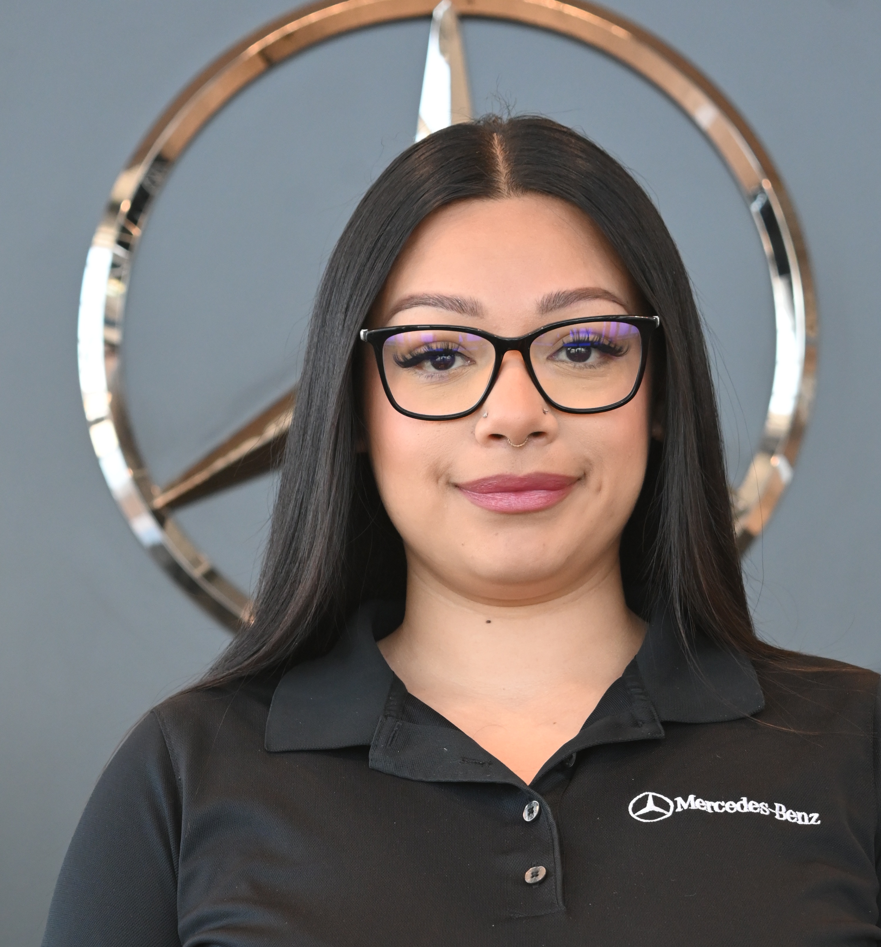 Staff member Karla Beltran from ID_5bde38