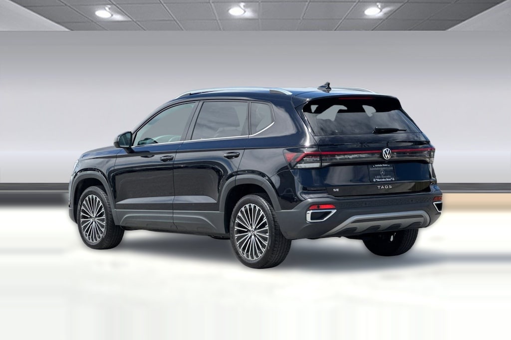 Used 2025 Volkswagen Taos 1.5T SE SUV