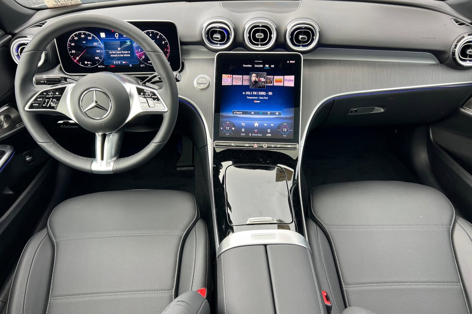 2025 Mercedes Benz C 300 4MATIC Sedan photo 4