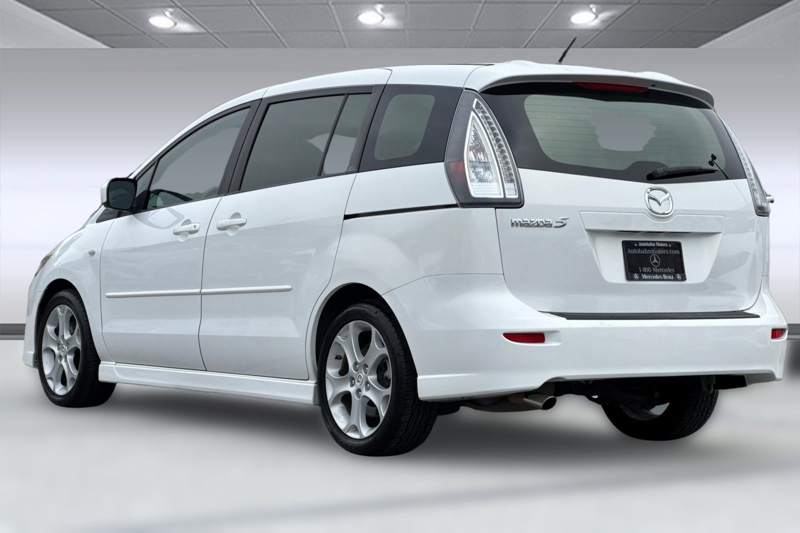 2009 Mazda Mazda5 Grand Touring photo 3