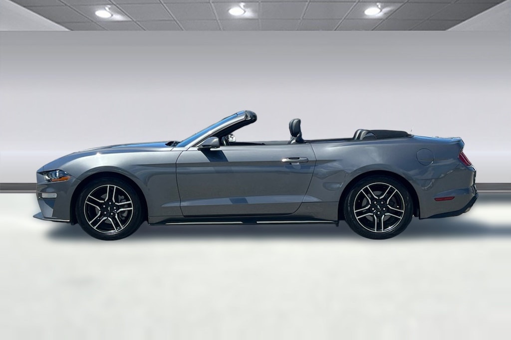 Used 2021 Ford Mustang Convertible