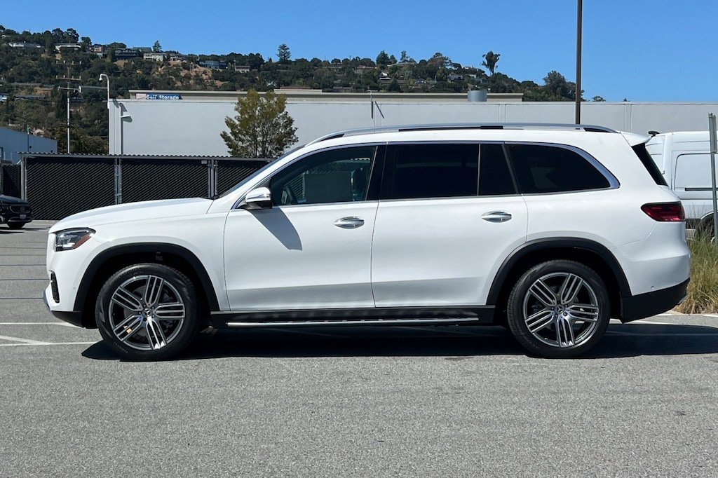 New 2026 Mercedes-Benz GLS 450 4MATIC SUV