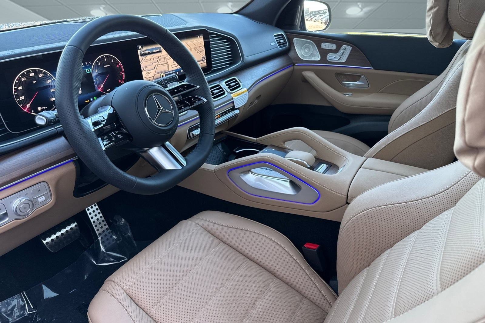 2026 Mercedes Benz GLS 450 4MATIC photo 4