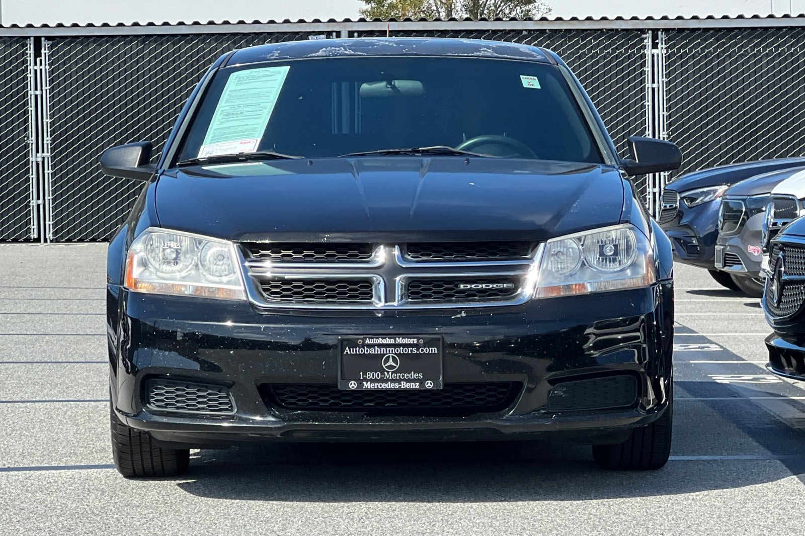 Avenger SE Sedan