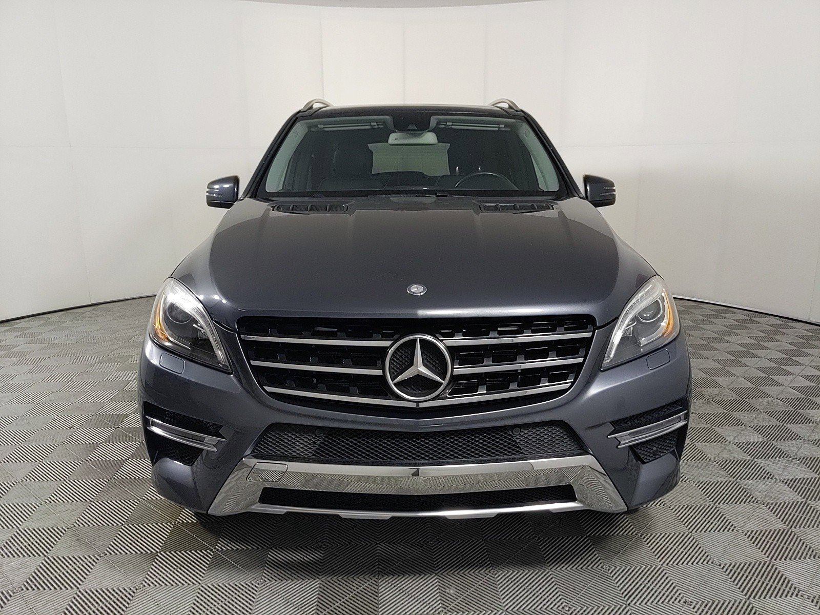 Used 2013 Mercedes-Benz M-Class ML550 with VIN 4JGDA7DB9DA257785 for sale in Belmont, CA