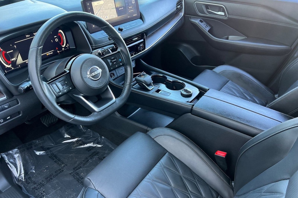 Used 2024 Nissan Rogue Platinum SUV