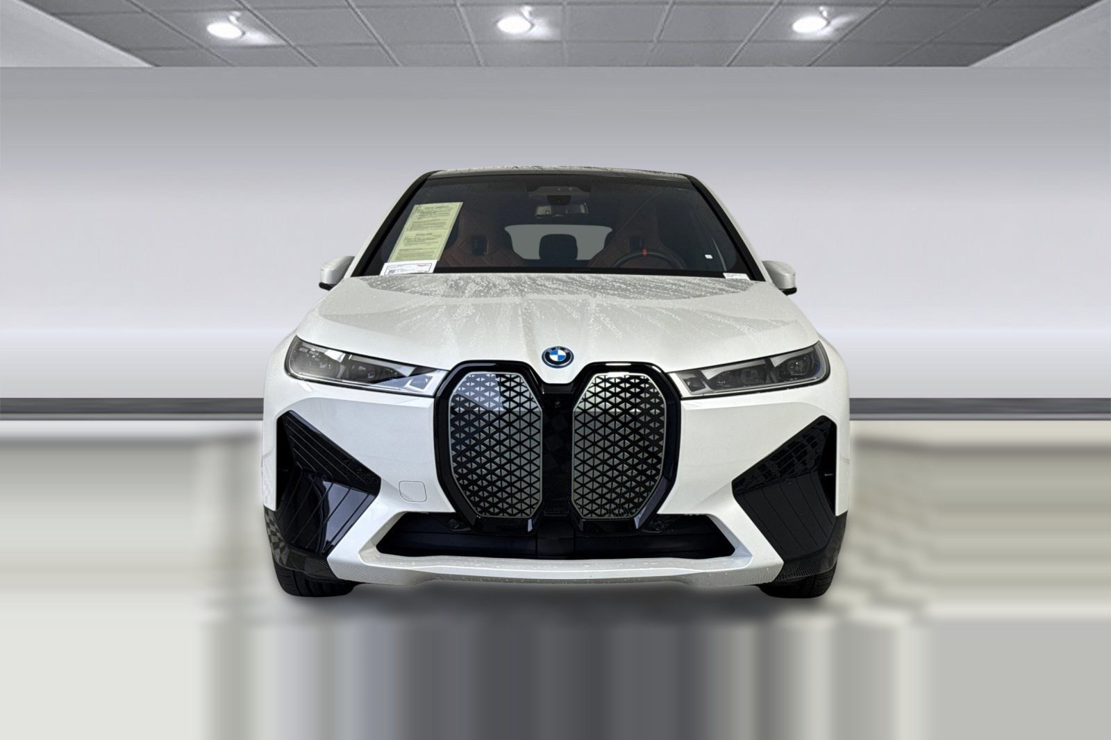 2025 BMW iX M60 photo 4